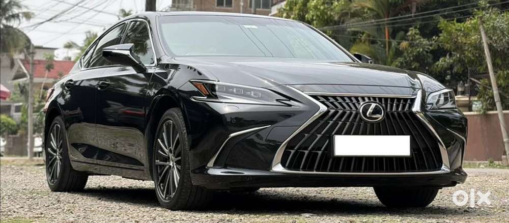 Lexus Es 300h Luxury, 2023, Petrol