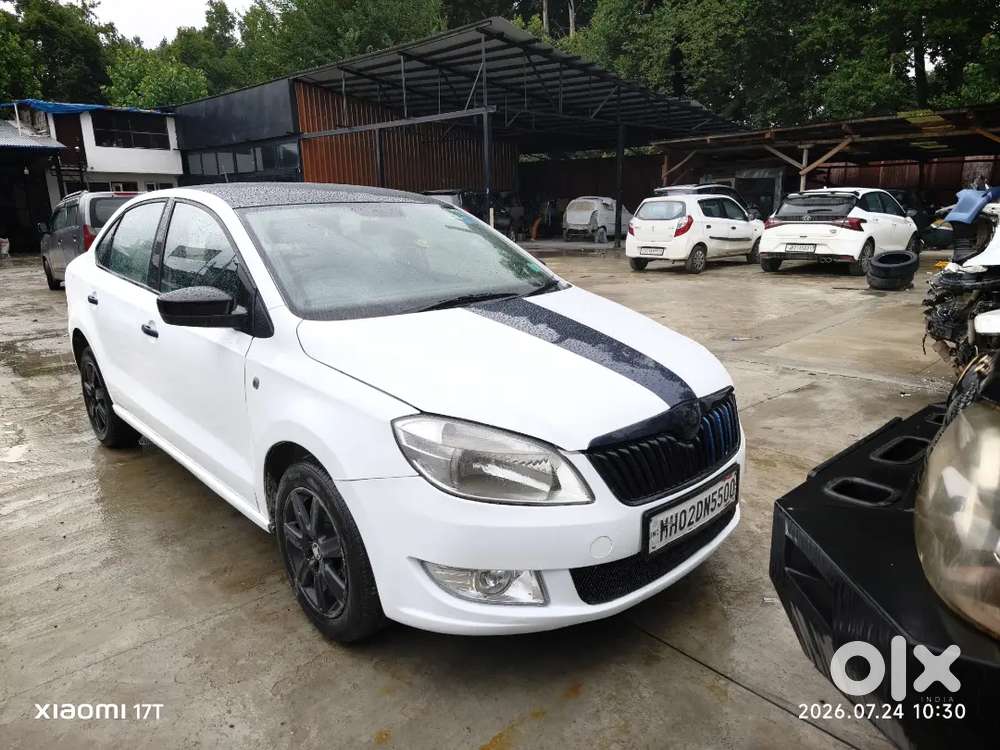 Skoda Rapid 1.6 Ambition Plus 2014