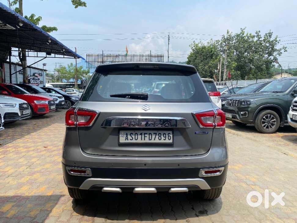 Maruti Suzuki Vitara Brezza 1.5 Zxi At, 2022, Petrol