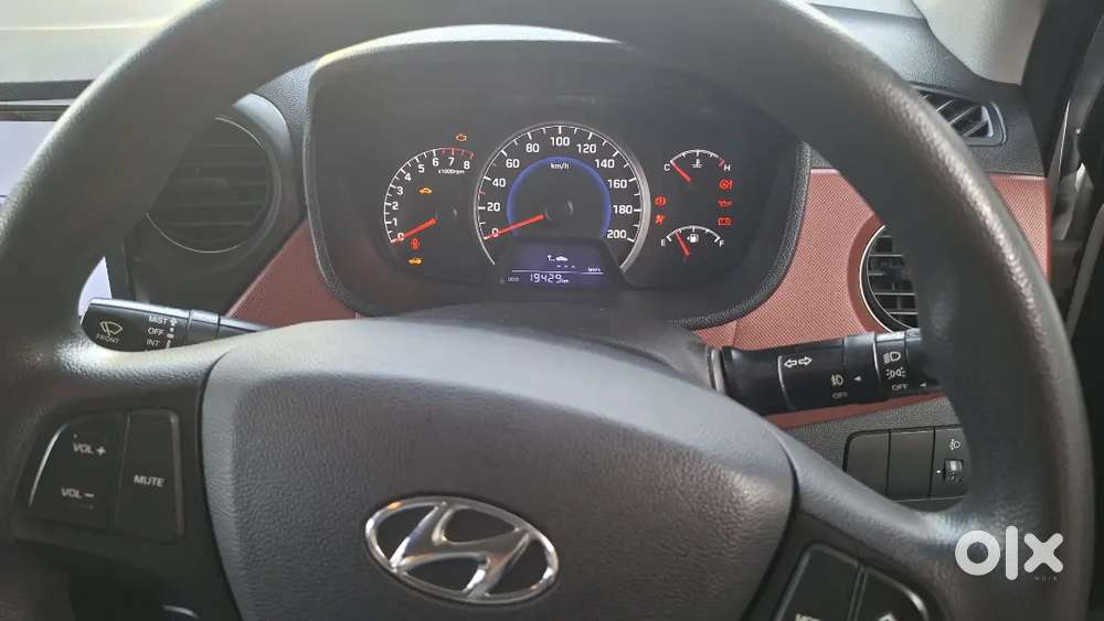Hyundai Grand I10 2016 Petrol 19500 Km Driven
