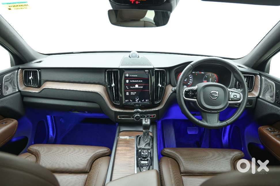 Volvo Xc60 Inscription D5, 2021, Diesel