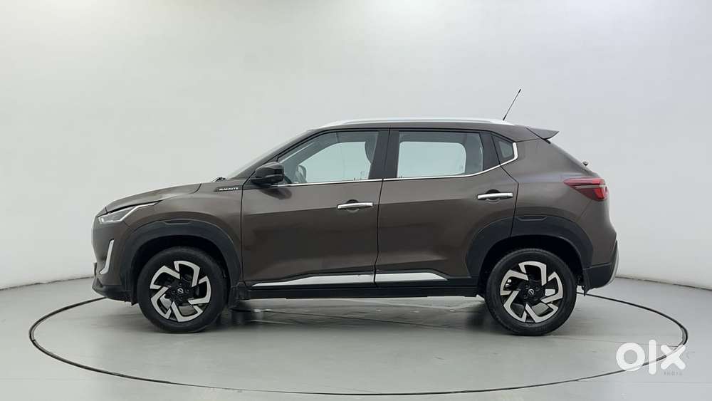 Nissan Magnite 1.0 Xv Premium Turbo Cvt, 2021, Petrol