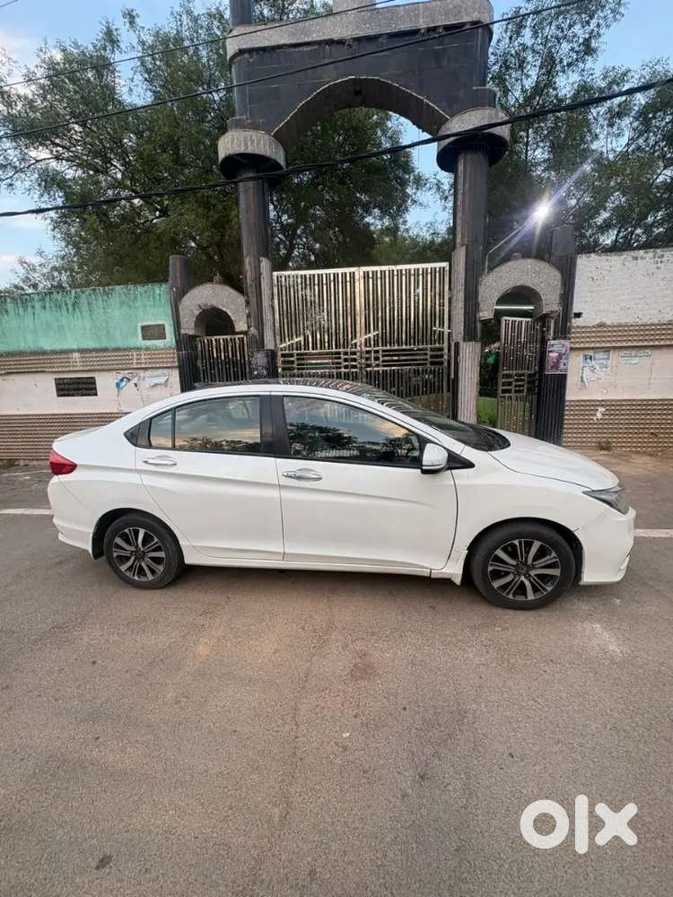 Honda City 2018 Petrol 75000 Km Driven