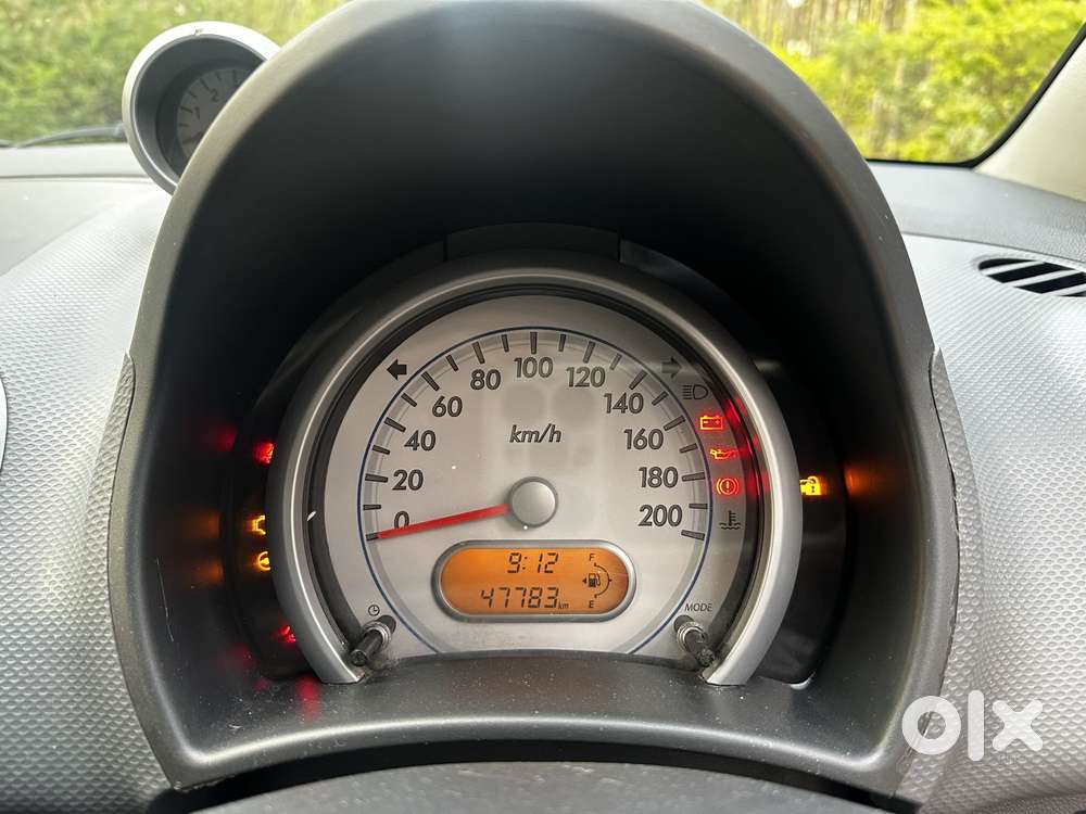 Maruti Suzuki Ritz Vxi, 2013, Petrol