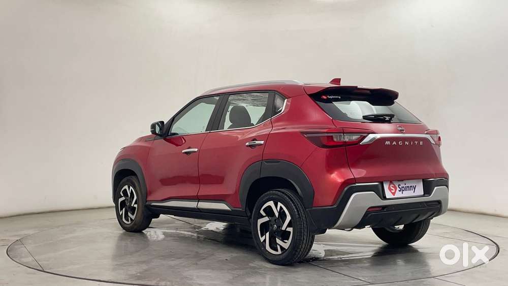 Nissan Magnite 1.0 Xv Premium, 2023, Petrol