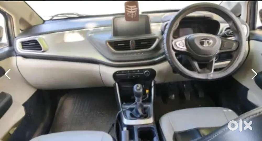 Tata Altroz , Xz (icng)