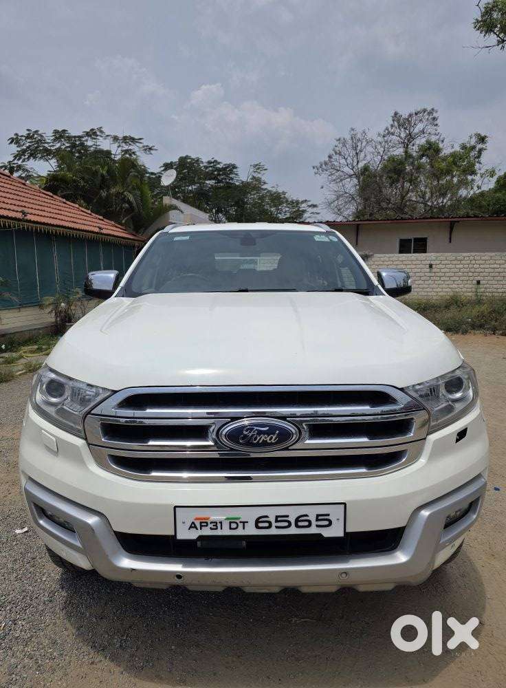 Ford Endeavour 2.2 Titanium At 4x2, 2017, Diesel