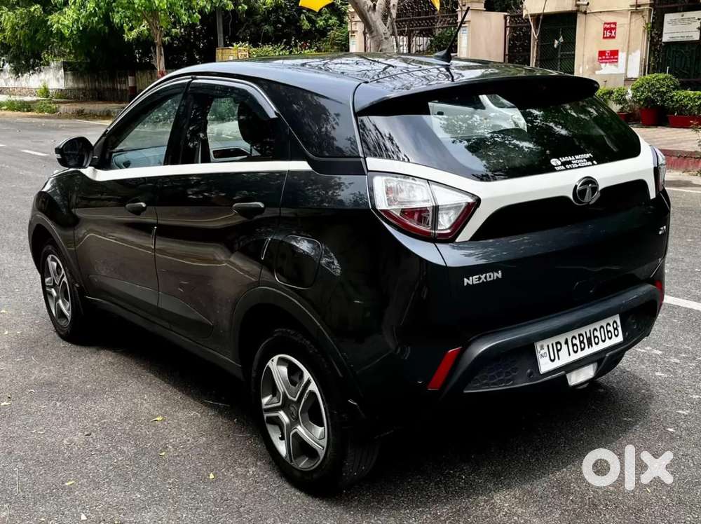 Tata Nexon 1.2 Revotron Xt, 2018, Petrol