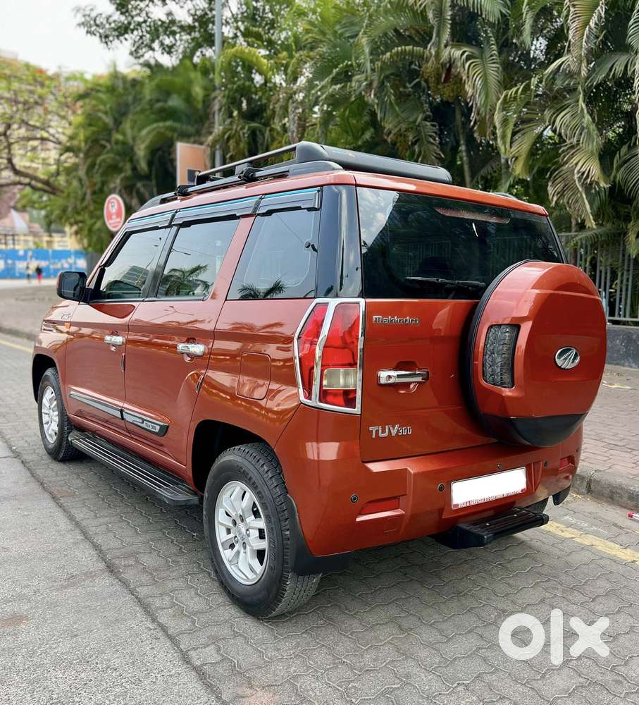 Mahindra Tuv 300 Mhawk100 T8 Dual Tone, 2017, Diesel