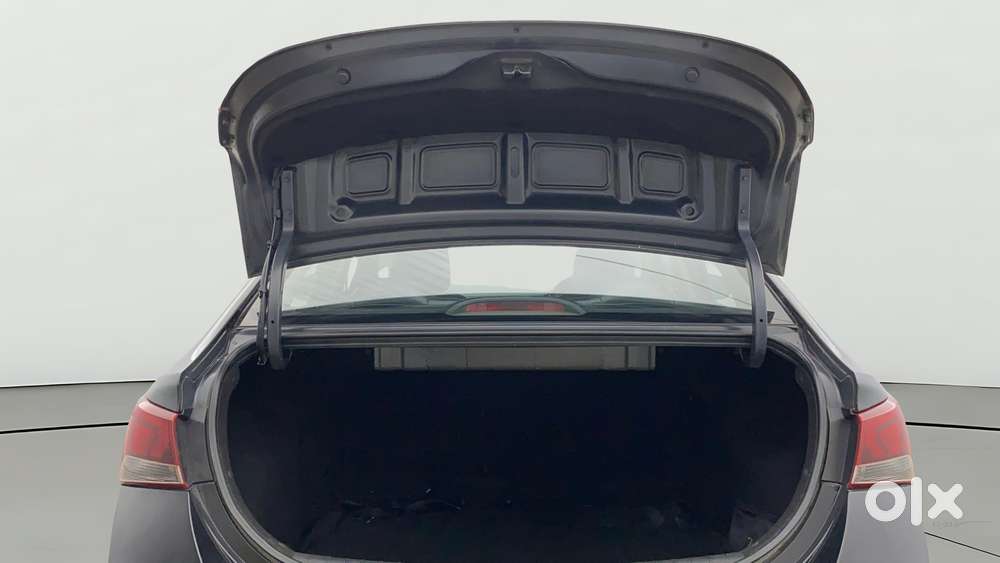 Hyundai Verna 1.4 Vtvt Ex, 2019, Petrol