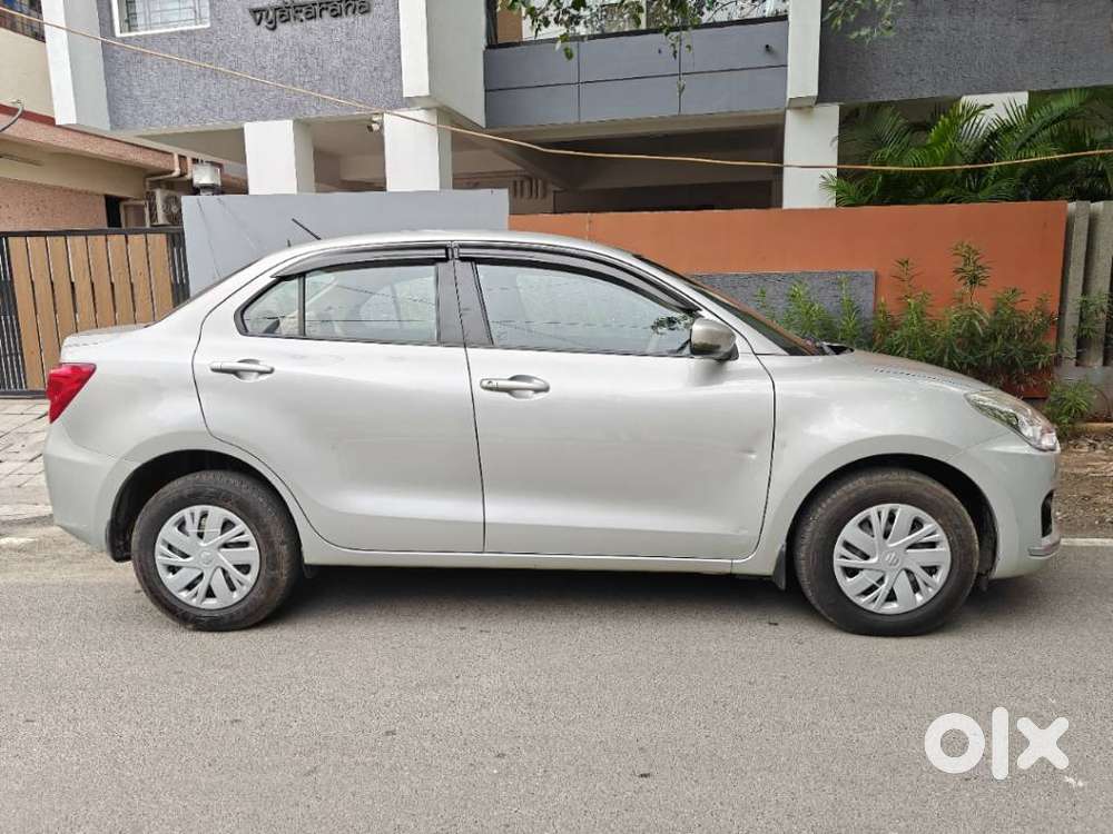 Maruti Suzuki Swift Dzire Vxi(o) Amt, 2021, Petrol
