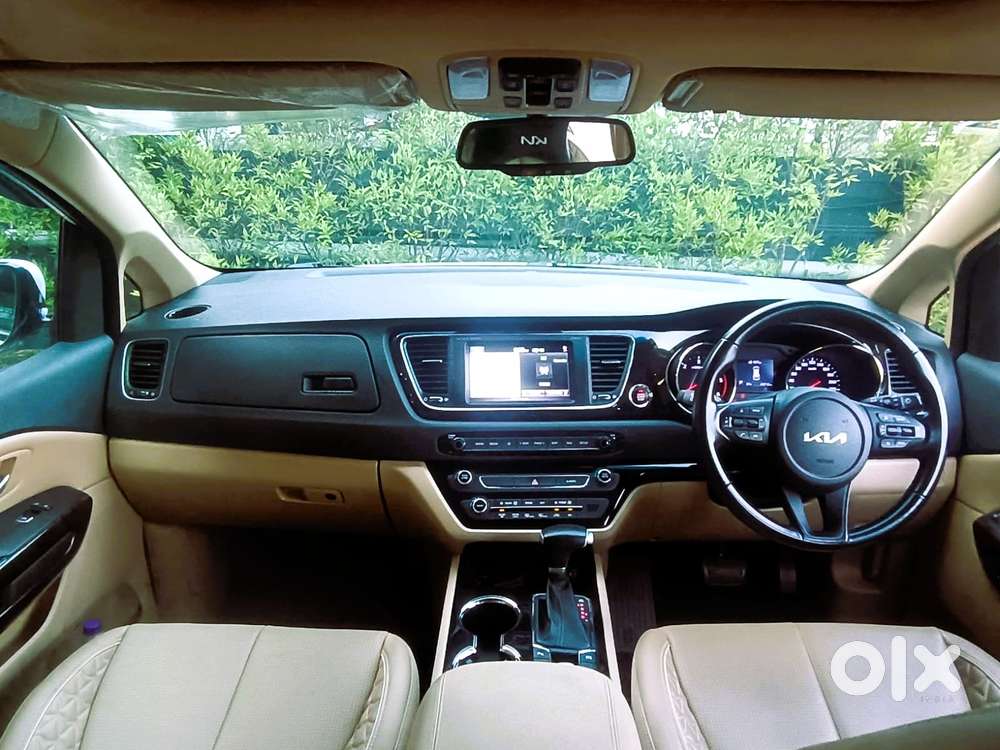 Kia Carnival Limousine Plus 7 Str, 2022, Diesel