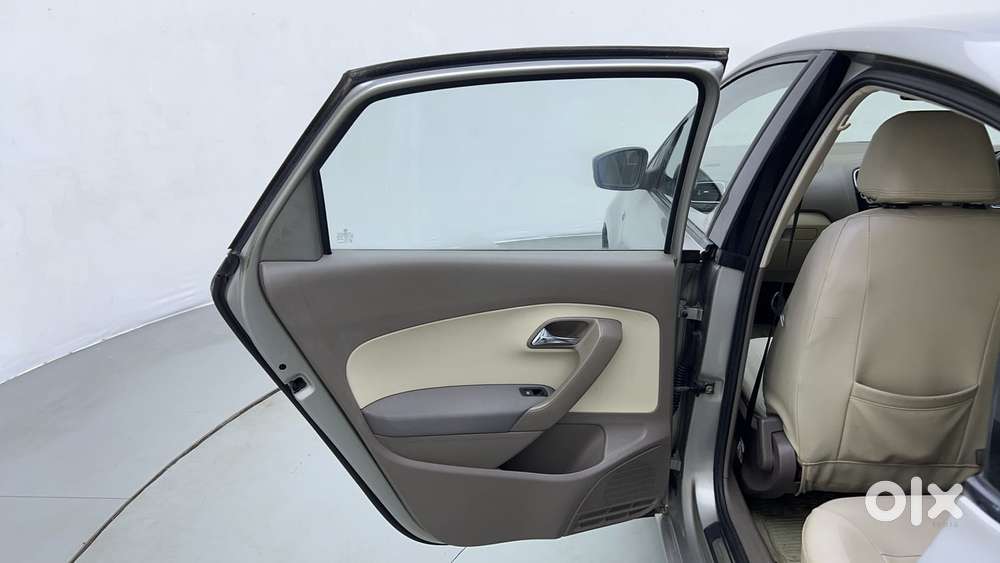 Skoda Rapid 1.6 Mpi Elegance, 2014, Petrol