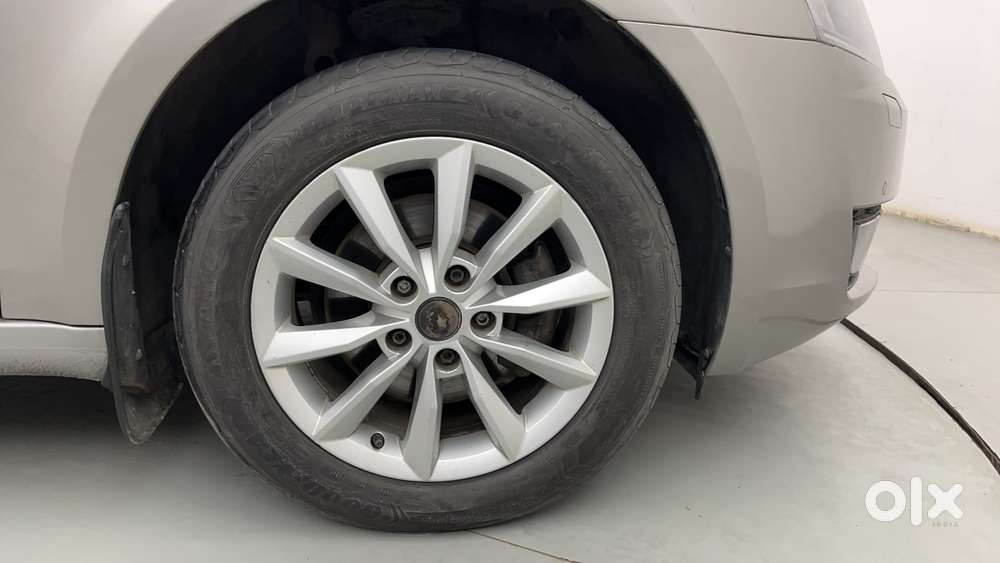 Skoda Octavia 2.0 Tdi Style Plus At, 2017, Diesel