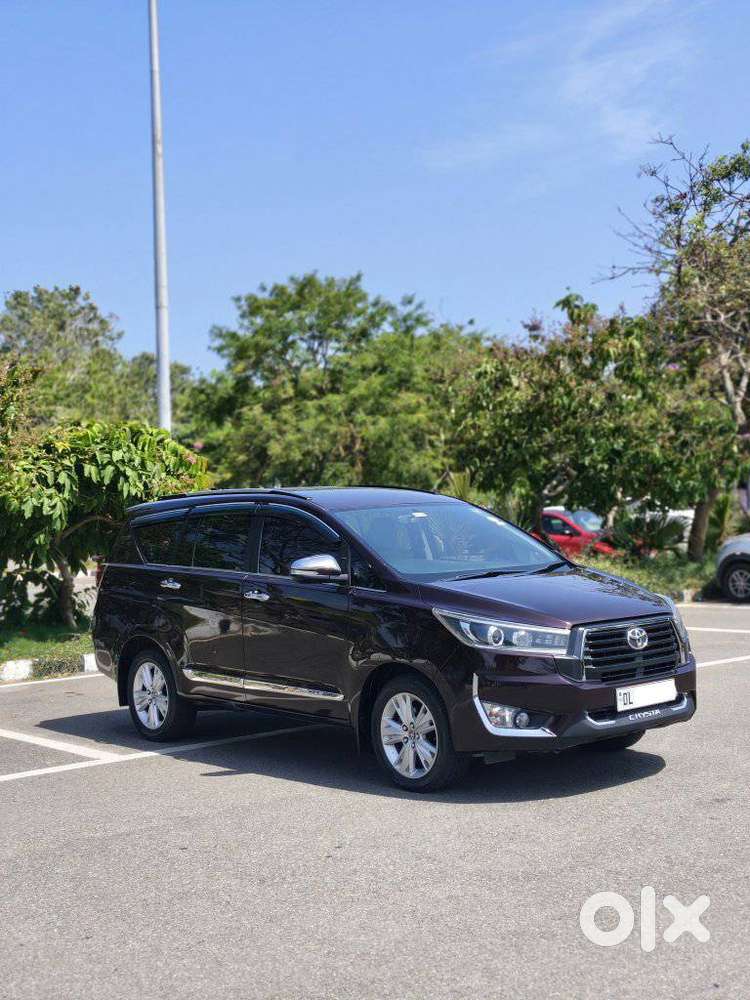 Toyota Innova Crysta 2.8z Automatic, 2017, Diesel
