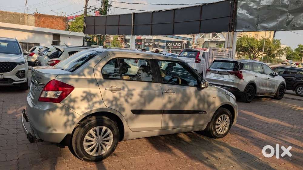 Maruti Suzuki Dzire 1.2 Vxi, 2015, Petrol