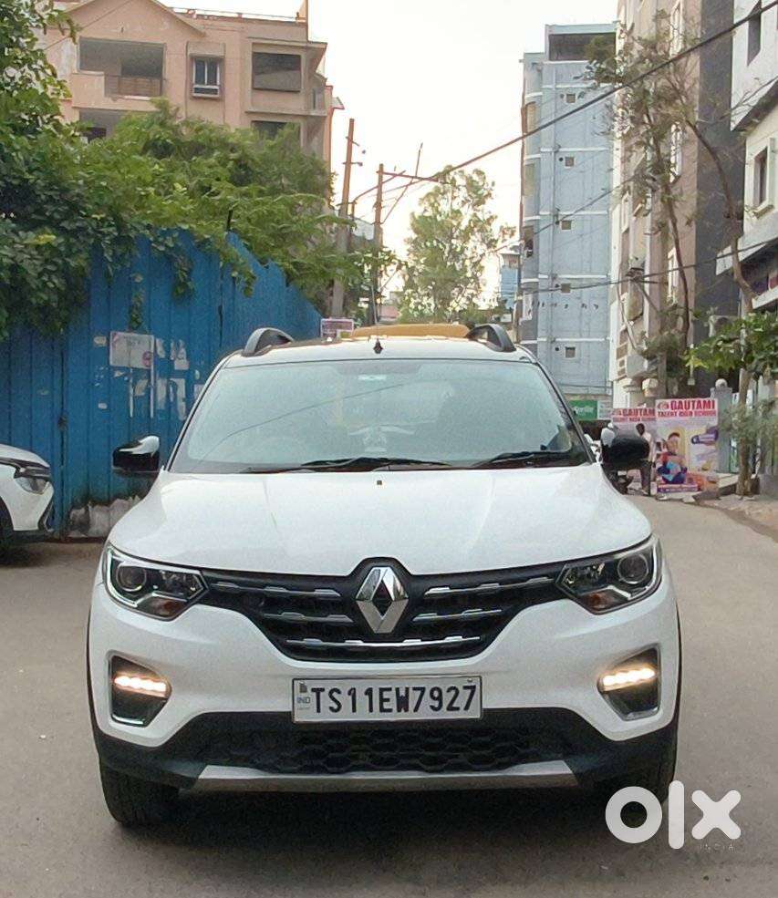 Renault Triber Rxz, 2022, Petrol