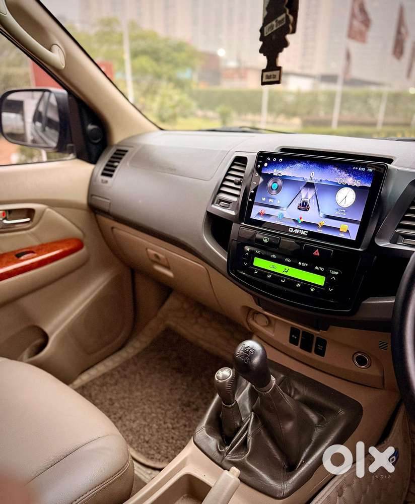 Toyota Fortuner 3.0 4x4 Manual, 2011, Diesel