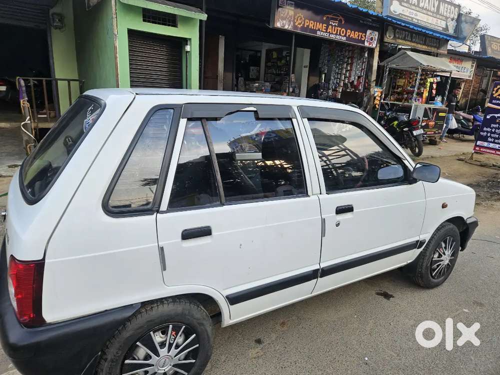 800 White Colour New Condition