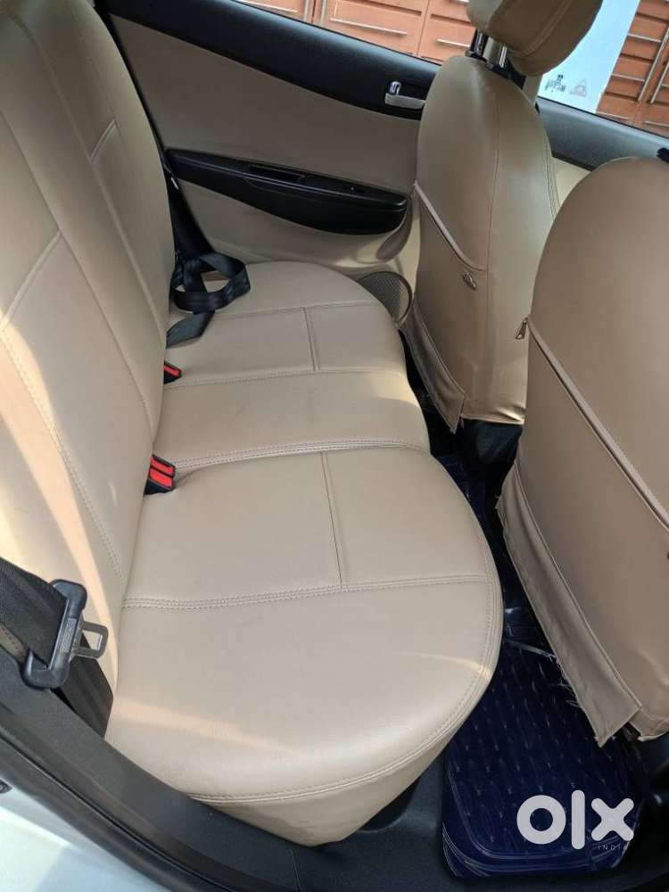 Hyundai I20 2012-2014 Sportz At 1.4, 2013, Petrol
