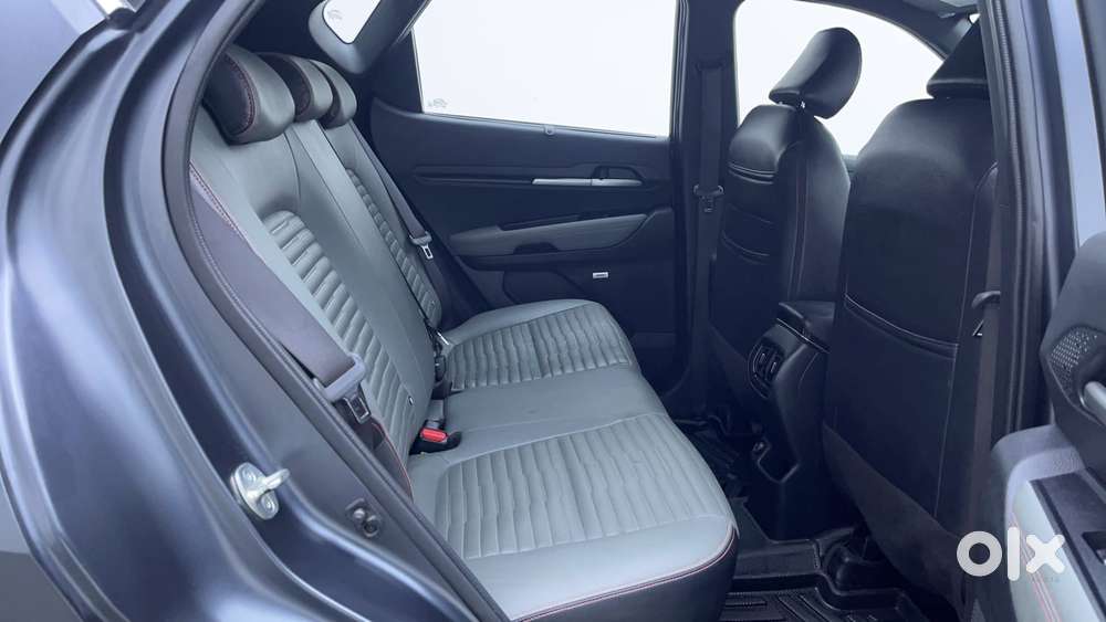 Kia Sonet 1.5 X Line Diesel At, 2023, Diesel