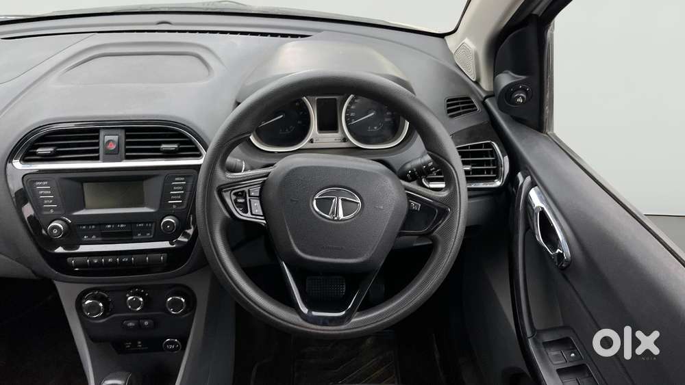 Tata Tigor Xza, 2018, Petrol