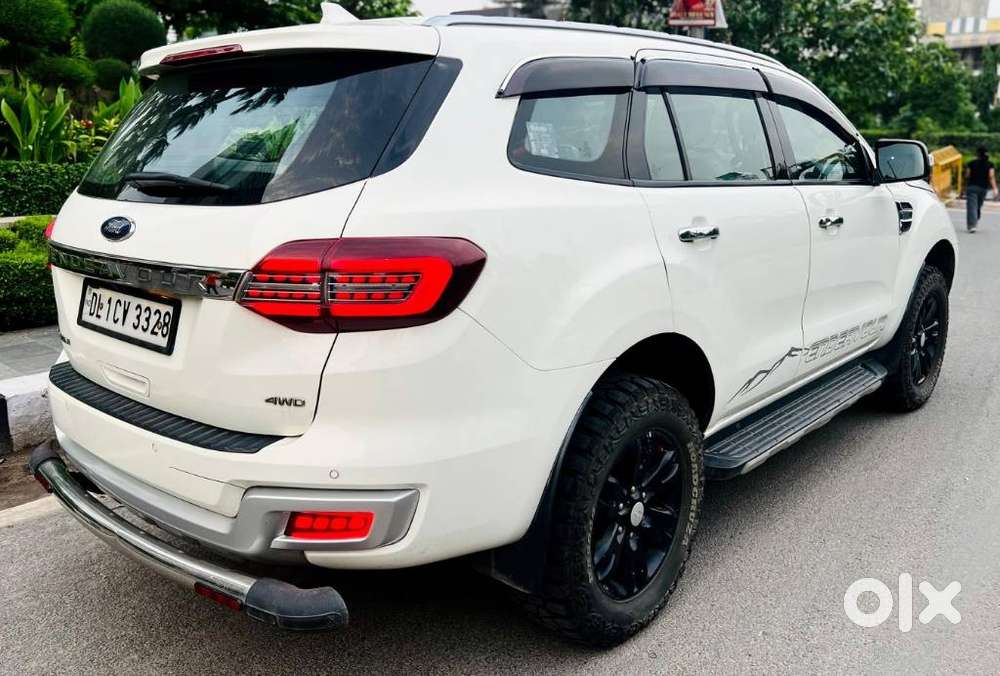 Ford Endeavour 3.2 Titanium At 4x4, 2016, Diesel