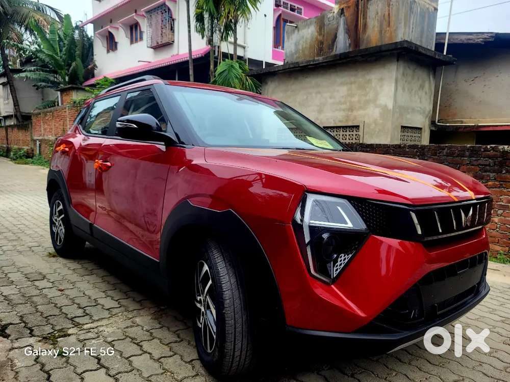 Mahindra Xuv 3xo 2024 Petrol 3800 Km Driven