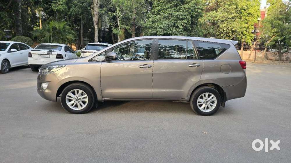 Toyota Innova Crysta 2.7 Gx Mt 8s, 2018, Diesel