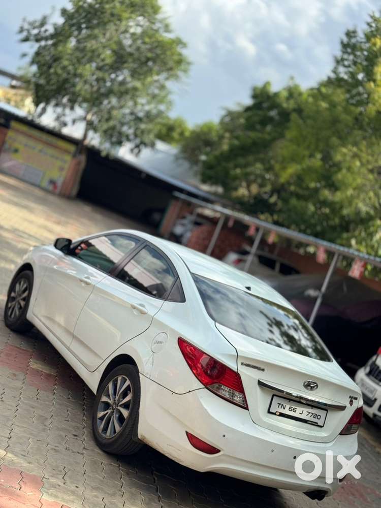 Hyundai Fluidic Verna 2013