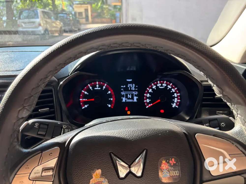 Mahindra Xuv300 2022 Petrol 23000 Km Driven