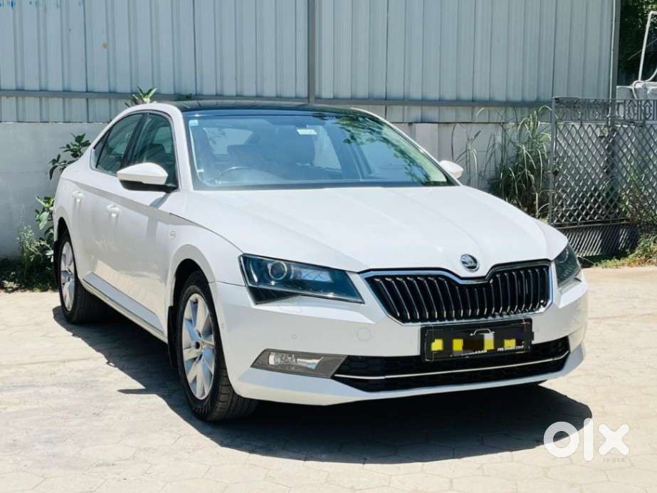 Skoda Superb 2.0 L&k Tsi At, 2019, Petrol