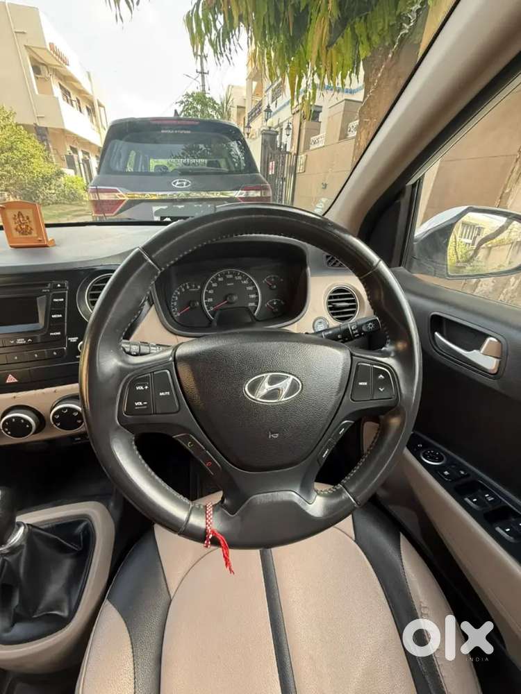 Hyundai Grand I10 2015 Petrol Excellent Condition Top Model