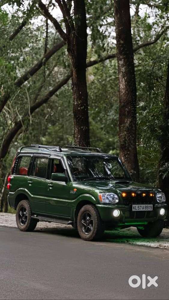Well-maintained Mahindra Scorpio [2009]– Metallic Green ,single Owner