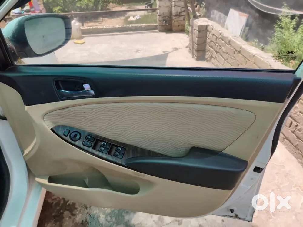 Hyundai Verna Crdi 2015