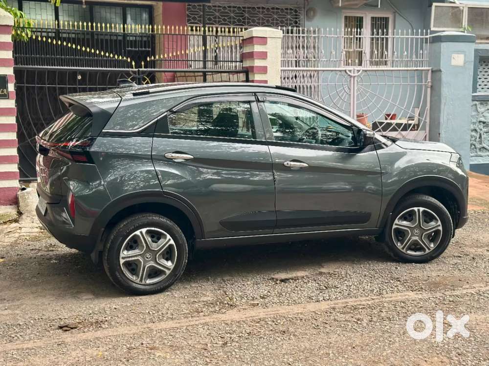Tata Nexon, 2024, Petrol