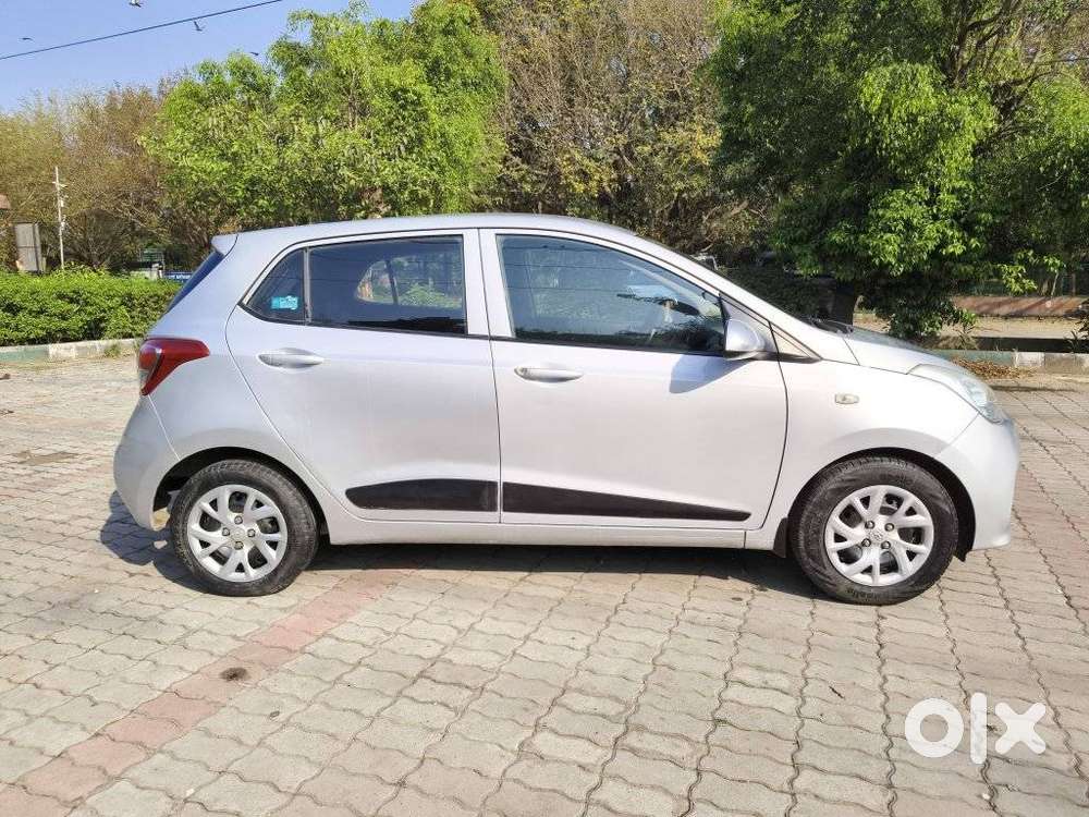 Hyundai Grand I10 1.2 Sportz At, 2017, Petrol