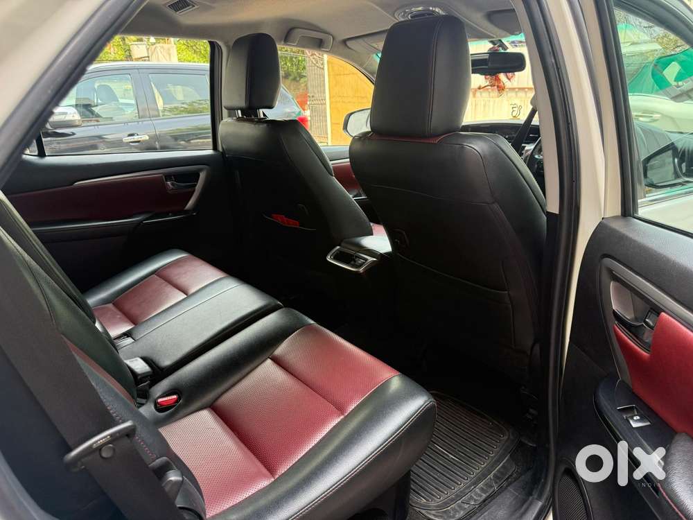 Toyota Fortuner Legender 4x2 At 2.8, 2022, Diesel