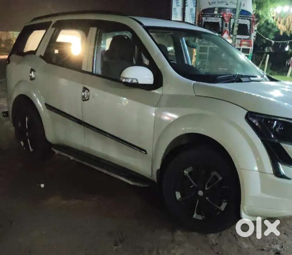 Mahindra Xuv500 Diesel Manual 2016 W4 Delhi Registered Noc Available.