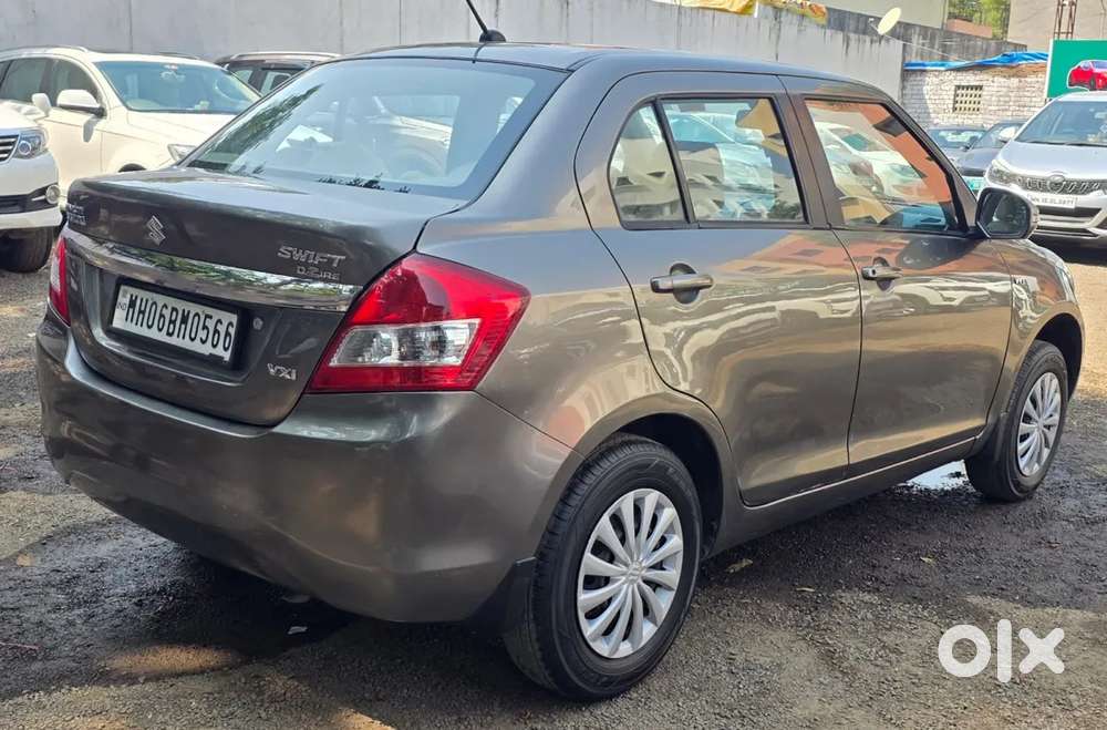 Maruti Suzuki Dzire 1.2 Vxi Amt, 2015, Petrol