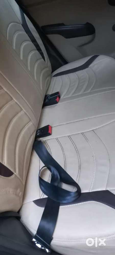 Hyundai Grand I10 Petrol Dec 2011