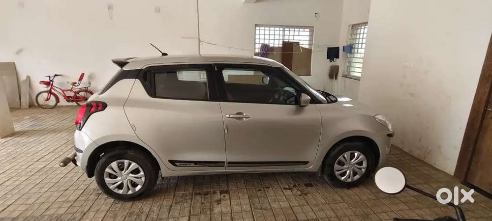 Maruti Suzuki Swift 2023 Petrol Manual
