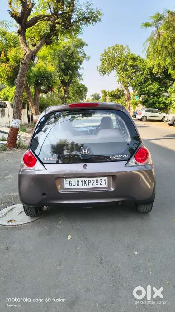 Honda Brio Mt 2012