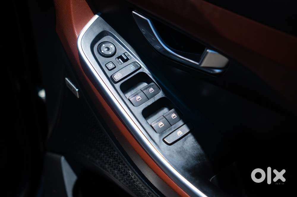 Hyundai Alcazar Prestige 7-seater, 2022, Petrol
