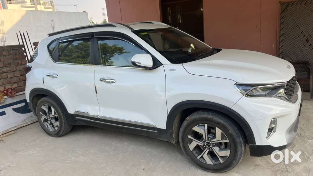 Kia Sonet Petrol 2022 With Sunroof