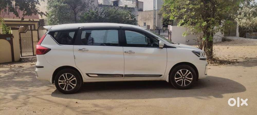 Maruti Suzuki Ertiga Zxi Plus Shvs, 2022, Petrol