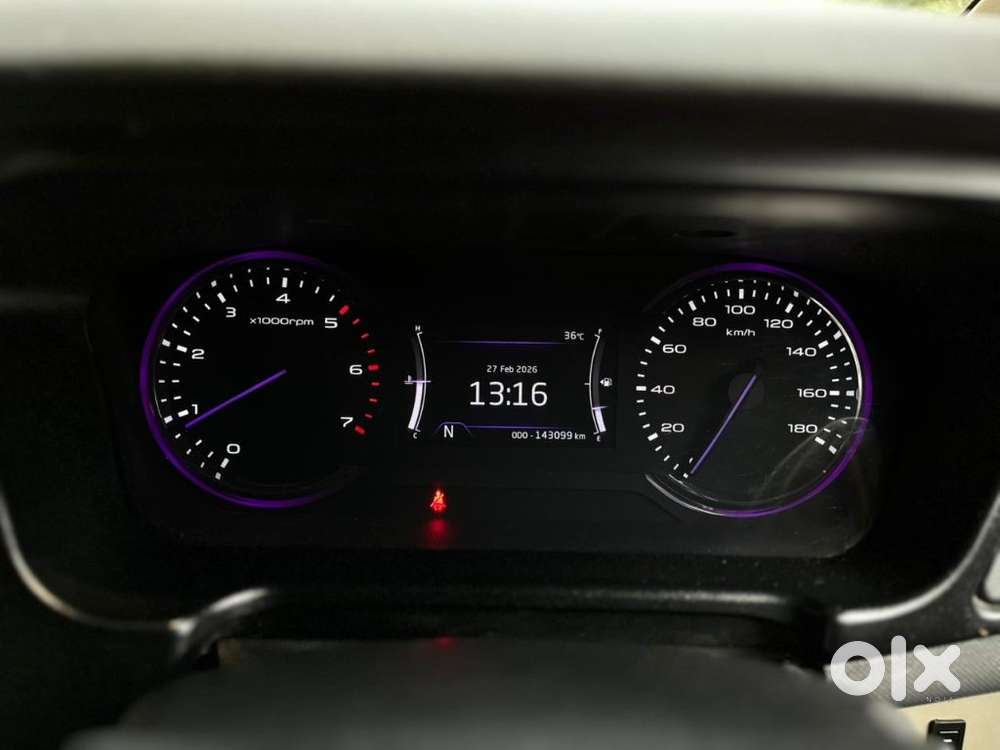 Mahindra Marazzo M8 8str, 2019, Diesel
