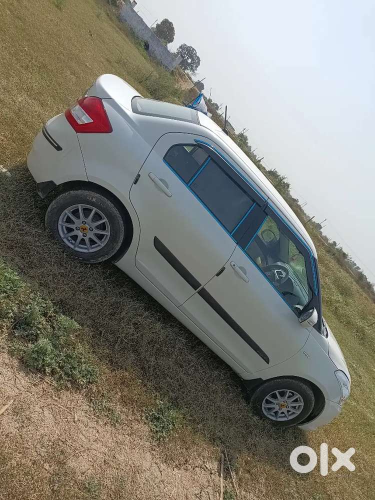 New Condition Swift Dzire Cng 2013 March Etawah Registration