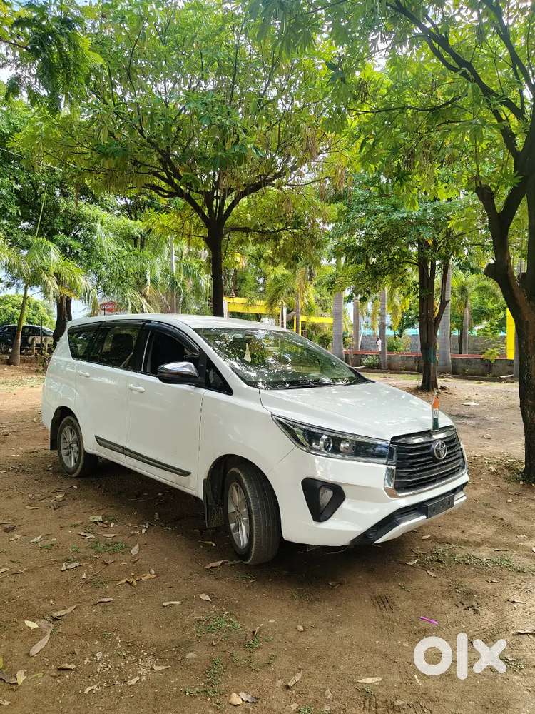Toyota Innova Crysta 2018 Diesel Well Maintained