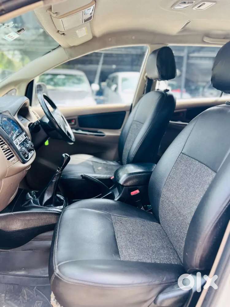Toyota Innova Diesel 2015